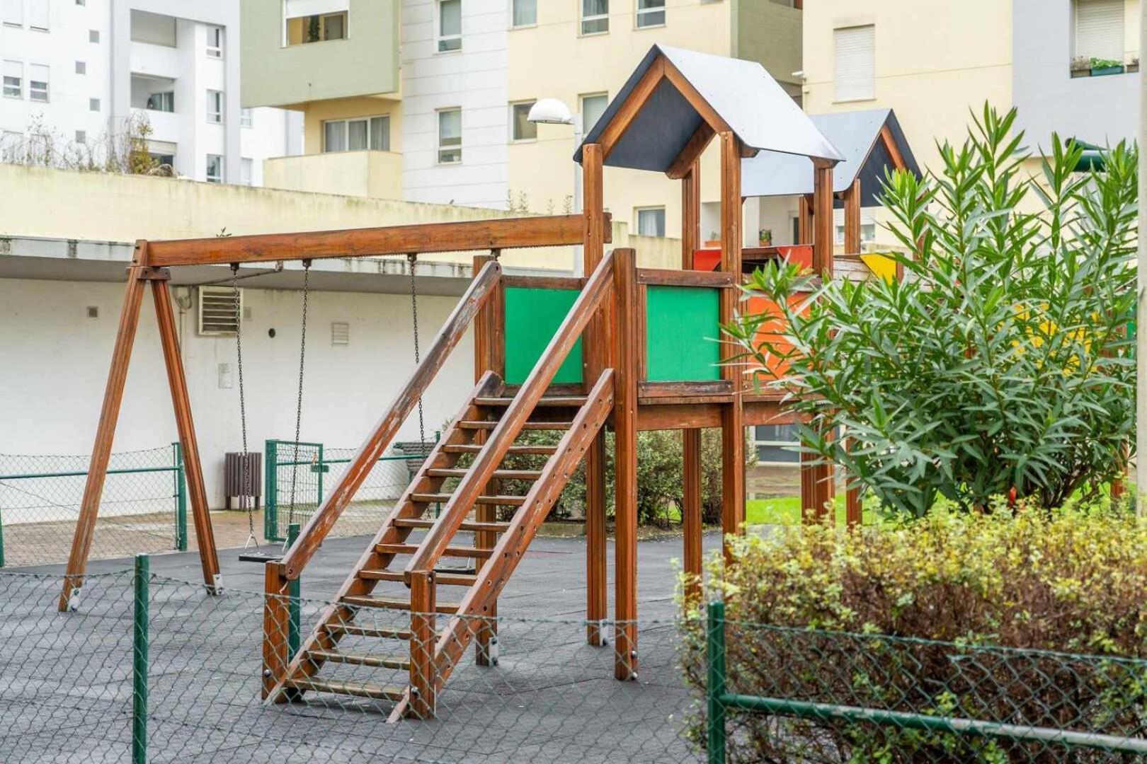 Apart T3 Com Piscina Tenis Ginasio E Parq Infant Lisboa Eksteriør bilde